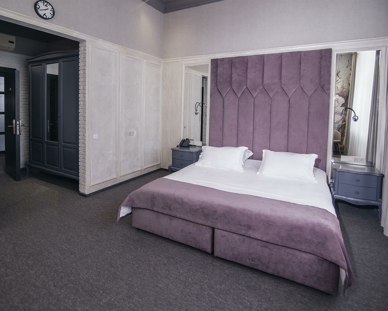 Гостиница Шато Омск-134