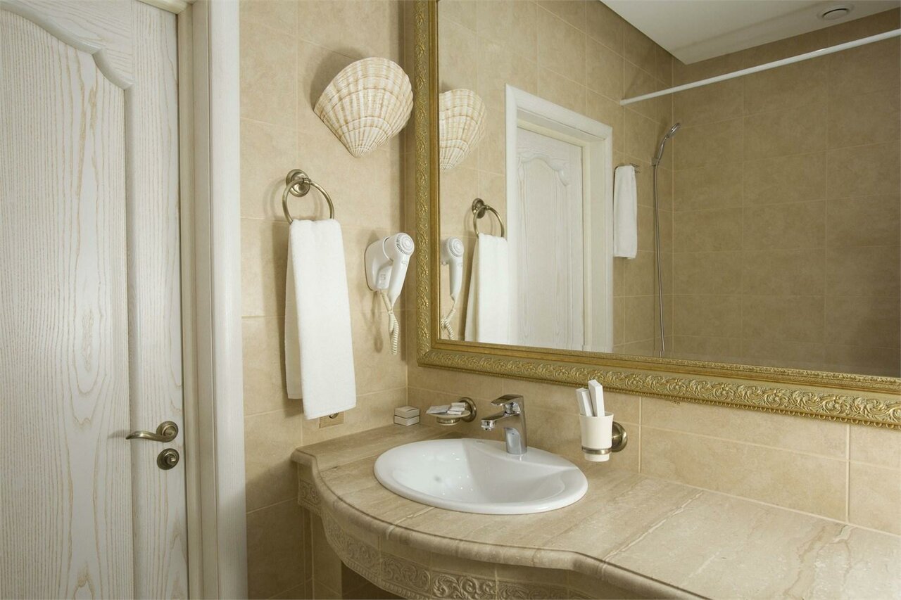 Гостиница Шато Омск-233