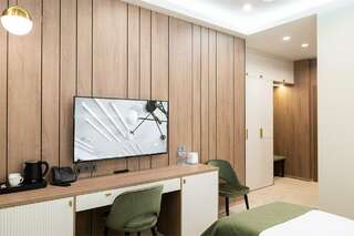 Гостиница Шато Омск Улучшенный двухместный номер с 1 кроватью или 2 отдельными кроватями-3