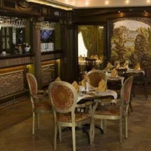 Гостиница Шато Омск-241