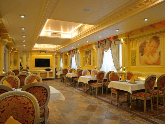 Гостиница Шато Омск-64