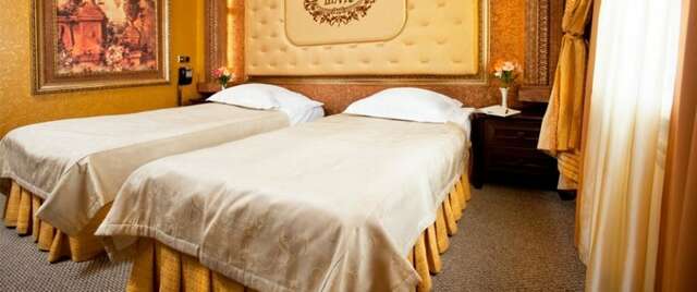 Гостиница Шато Омск-164