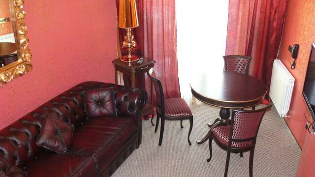 Гостиница Шато Омск-244